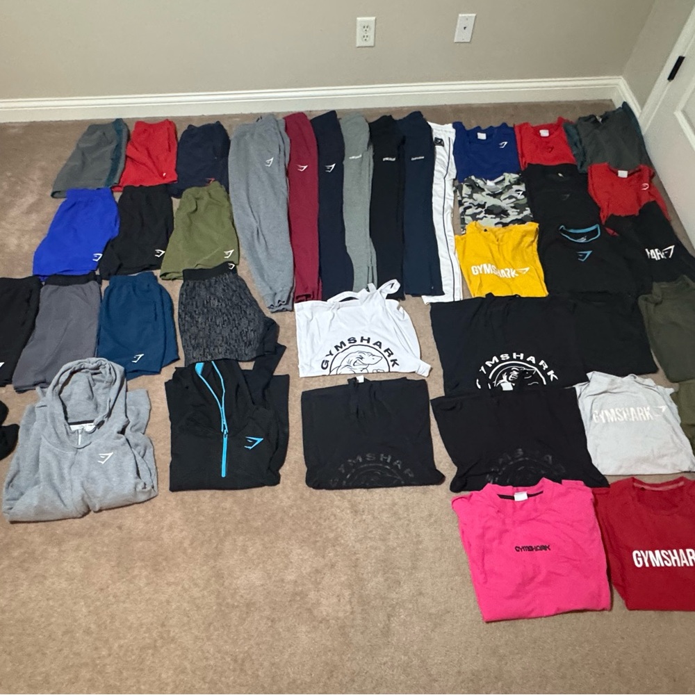Gymshark Bundle (*rare items*)